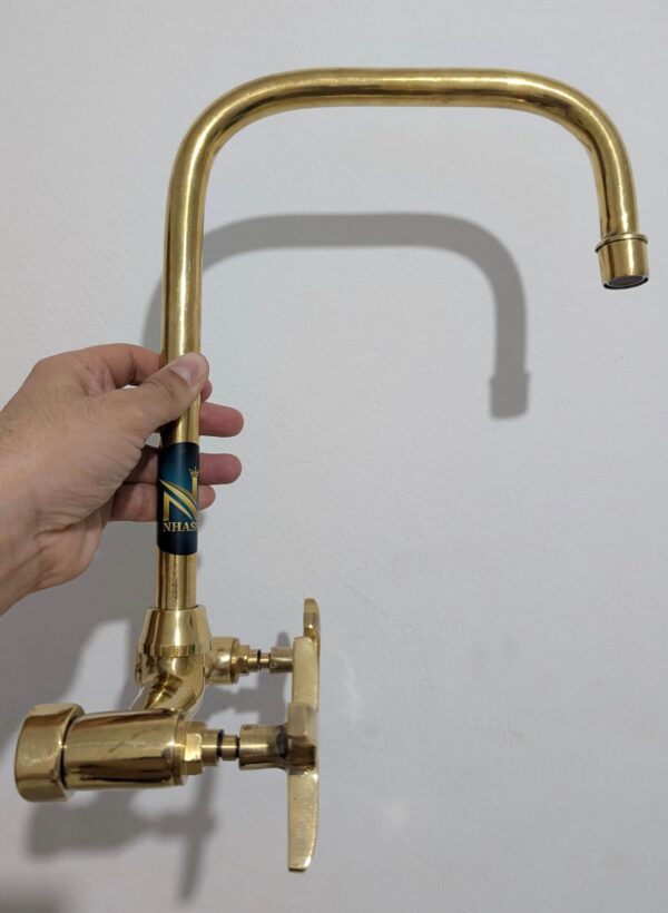 Antique Dual Copper Faucet – Perfect Control & Elegant Functionality - Image 3